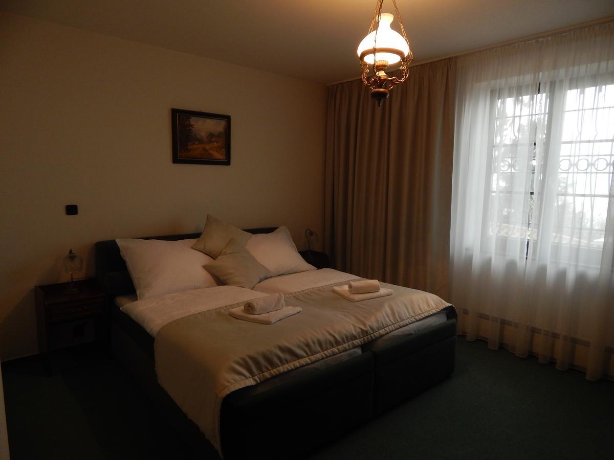 Hotel Zamecek Pod Hradem Stary Jicin 111 외부 사진
