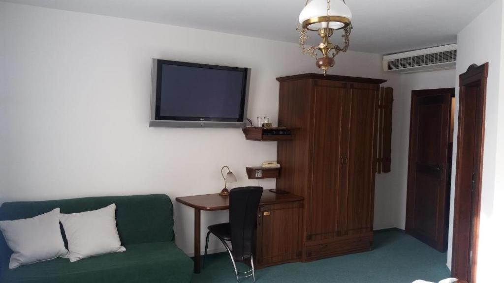 Hotel Zamecek Pod Hradem Stary Jicin 111 외부 사진